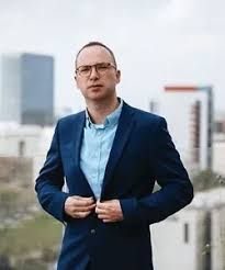 Arik Kaufman