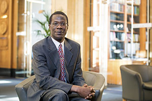 Robert Mokaya